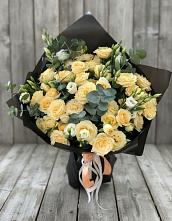 Букет цветов из:  Розы и Лизиантусы #REPLACE_PRED# Нефтегорске Самарской области