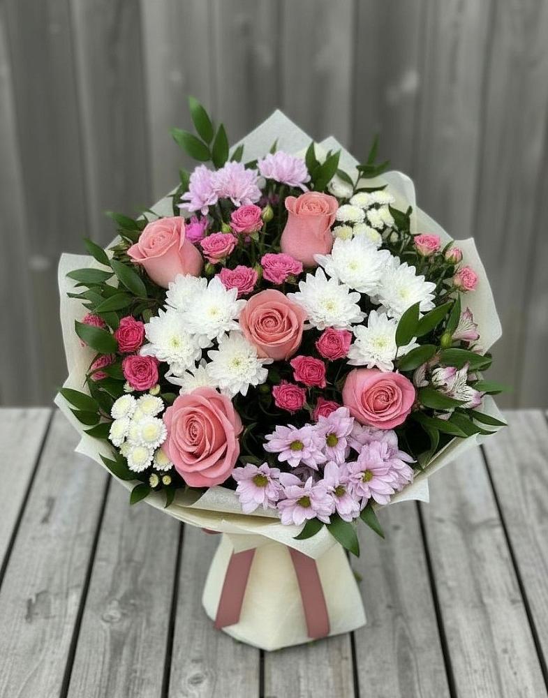 Букет цветов из: Альстромерии, Гвоздики, Розы и Хризантемы в Нефтегорске Самарской области