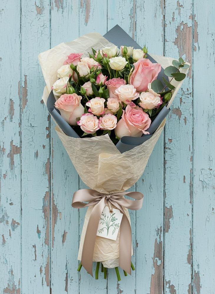 Букет цветов из: Розы в Нефтегорске Самарской области