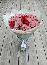 Букет цветов из:  Альстромерии в Нефтегорске Самарской области