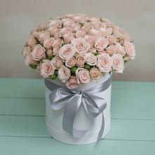 Цветочная композиция из Розы в шляпной коробке #REPLACE_PRED# Нефтегорске Самарской области