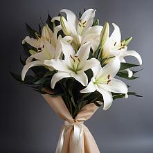Букет цветов из:  Лилии в Нефтегорске Самарской области