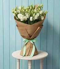 Букет цветов из:  Лизиантусы в Нефтегорске Самарской области