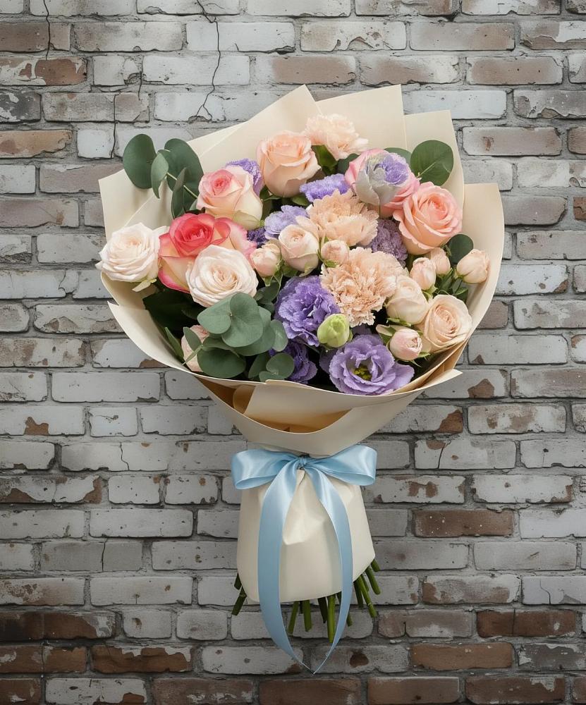 Букет цветов из: Розы, Лизиантусы и Гвоздики в Нефтегорске Самарской области