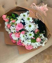 Букет цветов из:  Розы и Хризантемы в Нефтегорске Самарской области