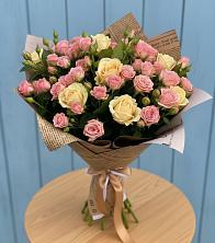 Букет цветов из:  Розы в Нефтегорске Самарской области