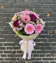 Букет цветов из:  Герберы и Хризантемы в Нефтегорске Самарской области