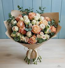 Букет цветов из:  Альстромерии и Розы в Нефтегорске Самарской области