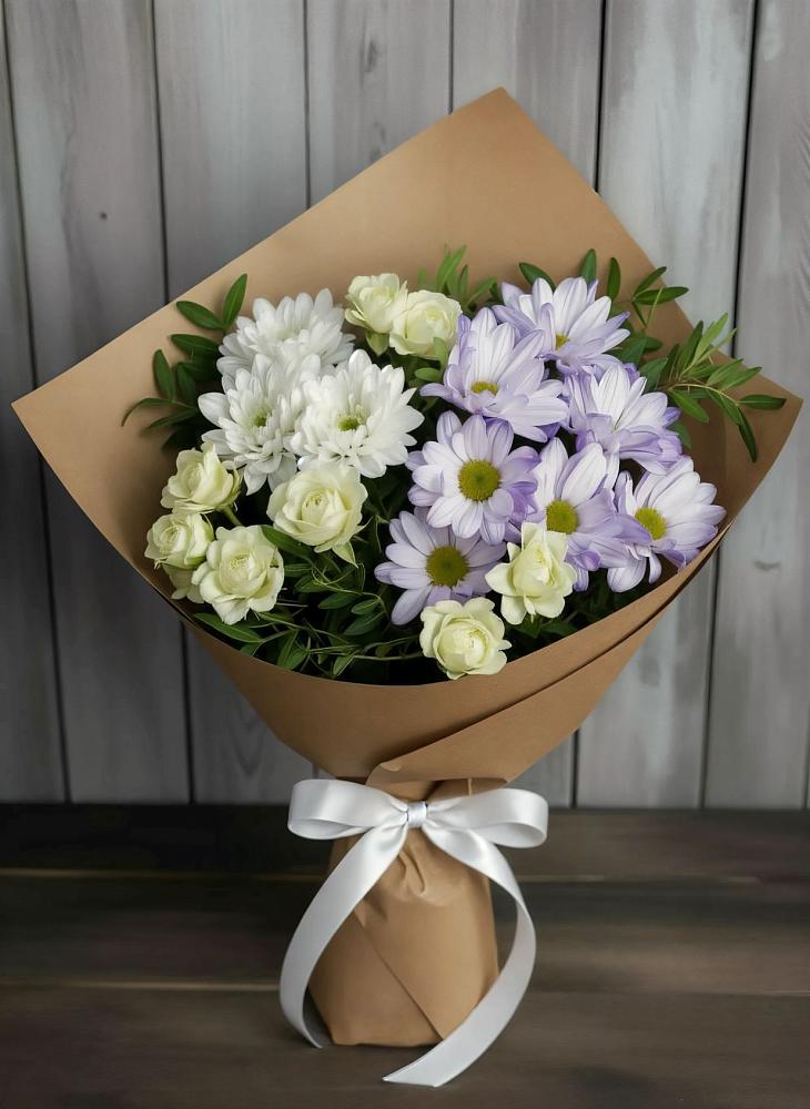 Букет цветов из: Хризантемы и Розы в Нефтегорске Самарской области